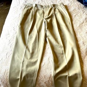 NWT Mens tan Dockers